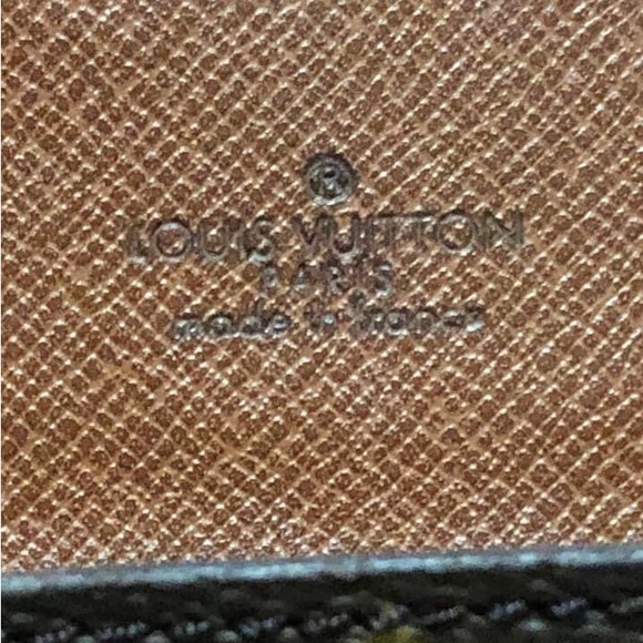 Authentic LV Document Bag - Picture 2 of 16